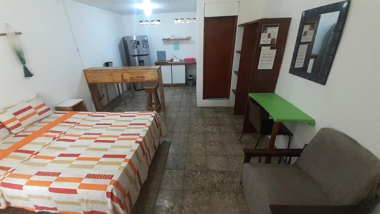 Rooms Palmeras กาอุยตา ภายนอก รูปภาพ