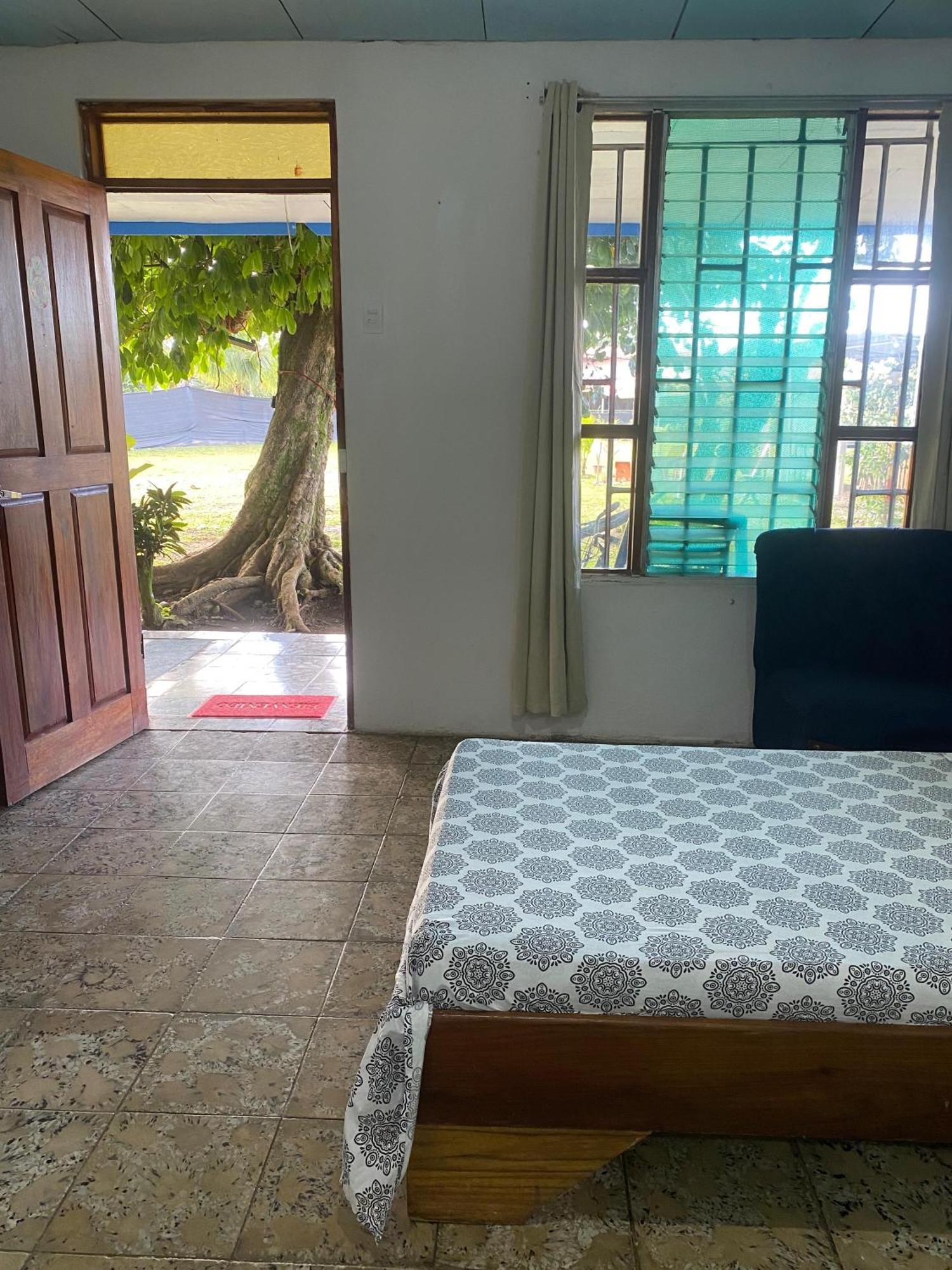 Rooms Palmeras กาอุยตา ภายนอก รูปภาพ